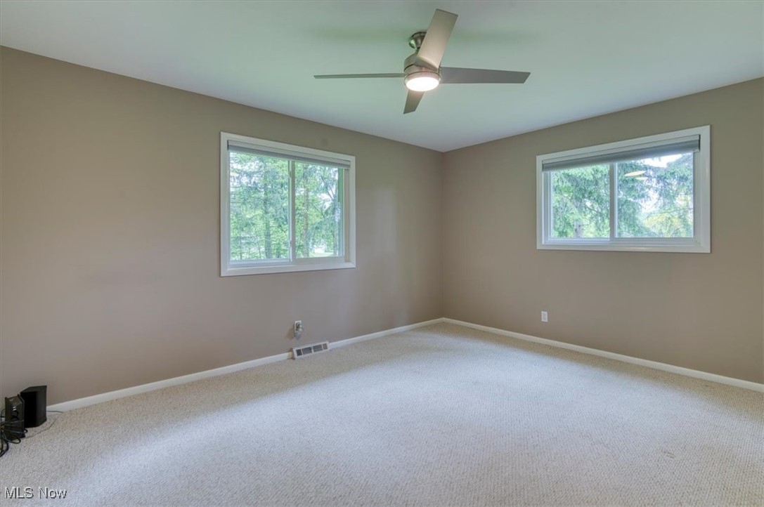 11484 Willow Hill Drive, Chesterland, Ohio image 14
