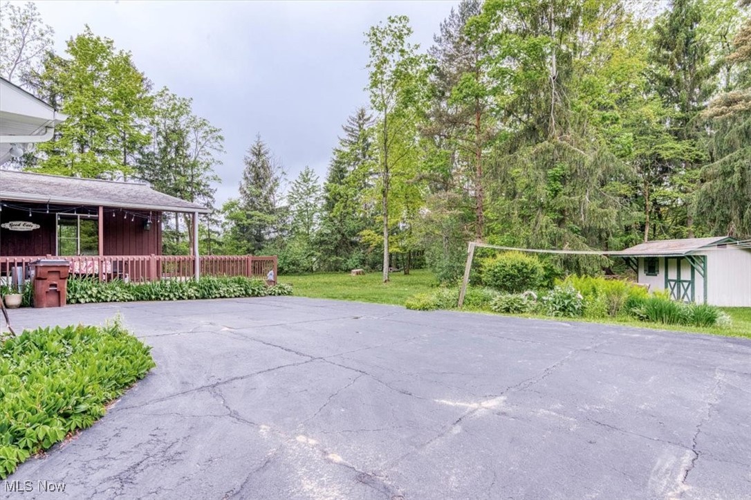 11484 Willow Hill Drive, Chesterland, Ohio image 27