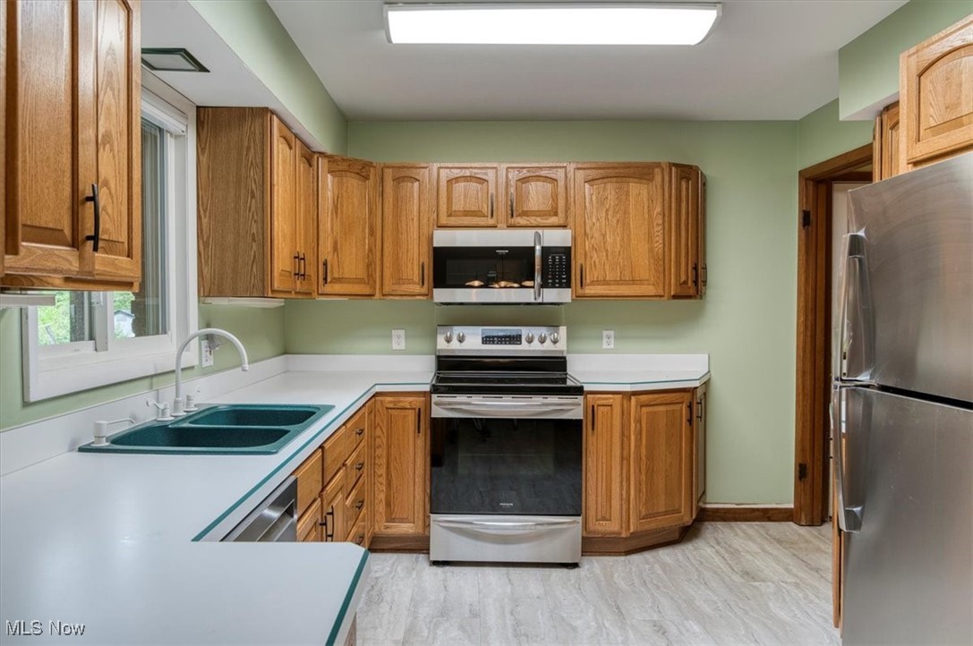 11484 Willow Hill Drive, Chesterland, Ohio image 10