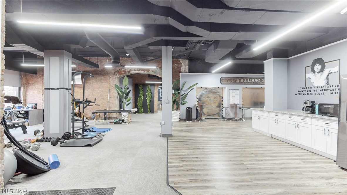 Cleveland, Ohio 44115, United States, ,Residential,Pending,59613