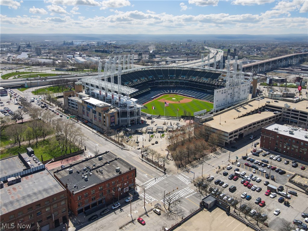 Cleveland, Ohio 44115, United States, ,Residential,Pending,59613