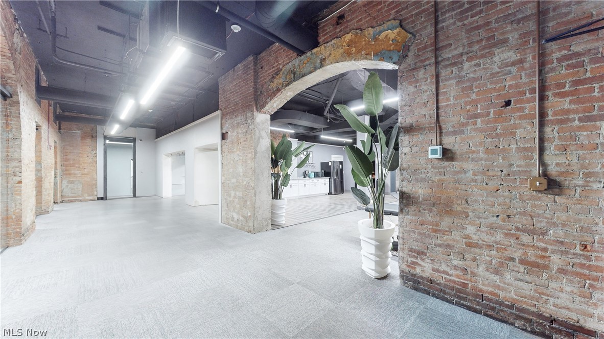 Cleveland, Ohio 44115, United States, ,Residential,Pending,59613