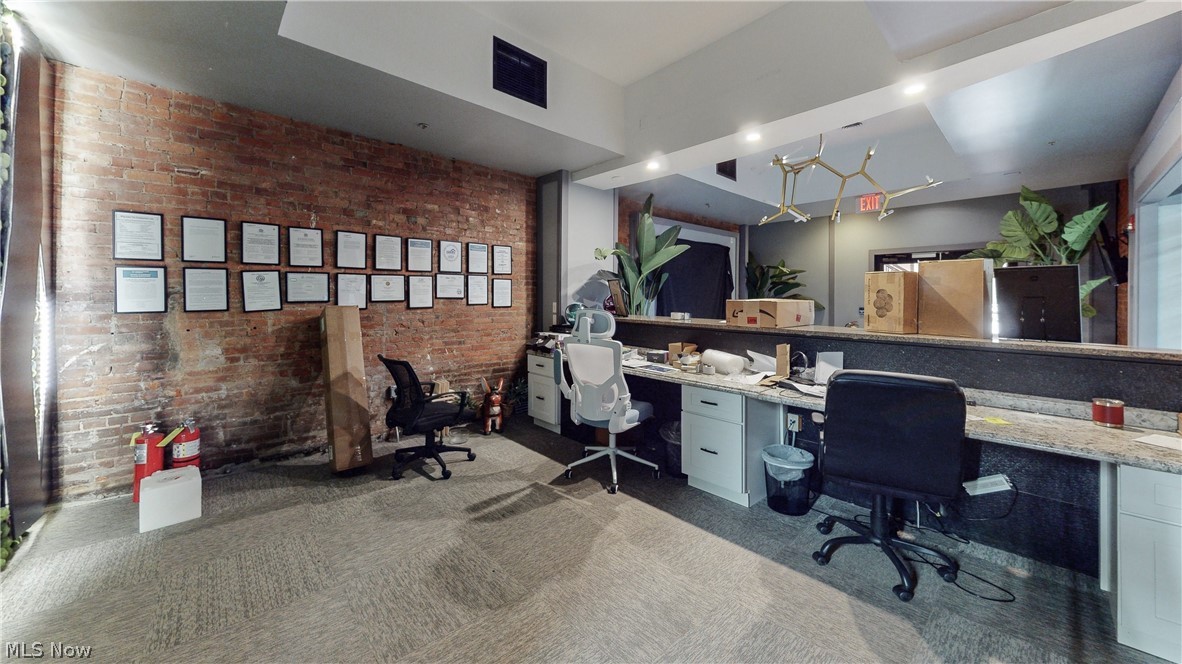 Cleveland, Ohio 44115, United States, ,Residential,Pending,59613