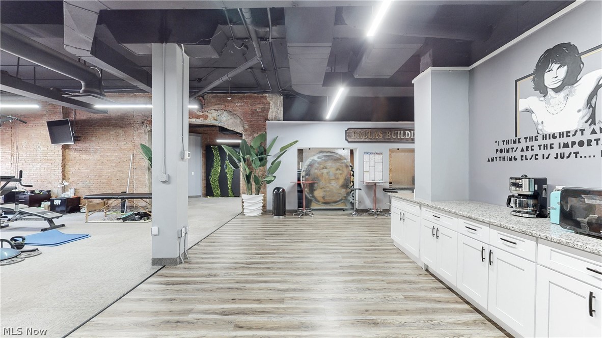 Cleveland, Ohio 44115, United States, ,Residential,Pending,59613