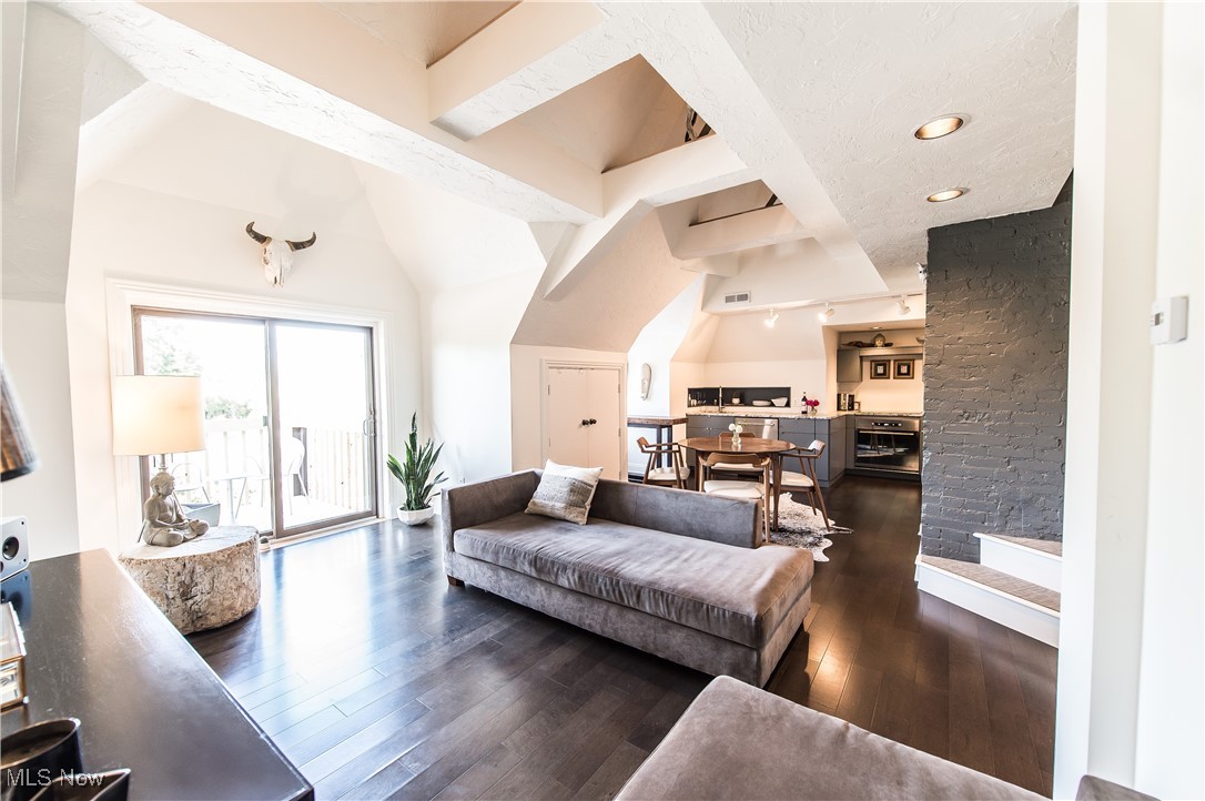 Cashelmara Condo - Residential