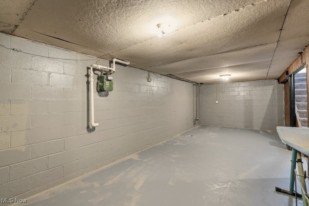 Corner Allotment/Warners - Residential