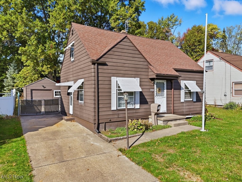 Corner Allotment/Warners - Residential