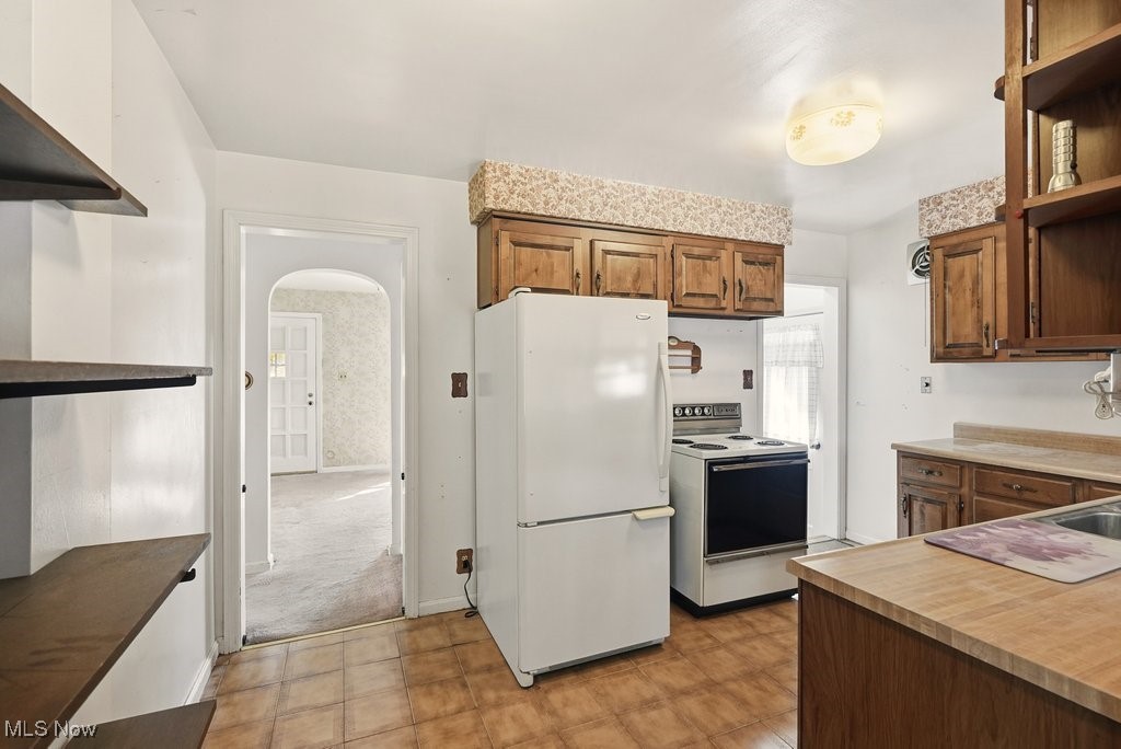 Corner Allotment/Warners - Residential