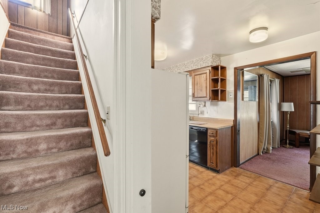 Corner Allotment/Warners - Residential