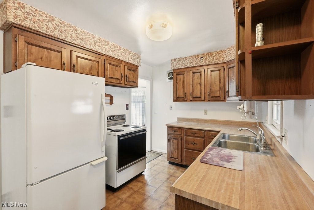 Corner Allotment/Warners - Residential