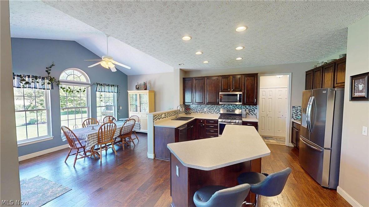 Lakes/Franklin Mills Ph 02 - Residential