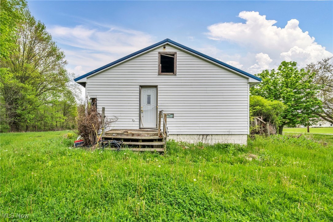 42744 Webster Road, LaGrange, Ohio image 1