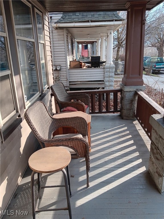 2589 W 10th Street