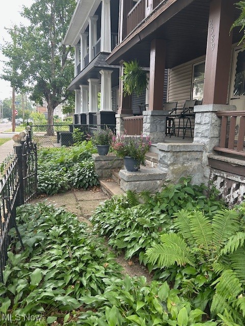 2589 W 10th Street