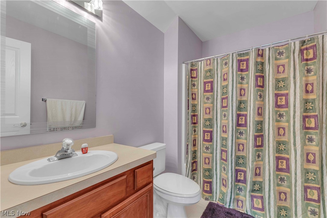 Vintage Glen Condo - Residential