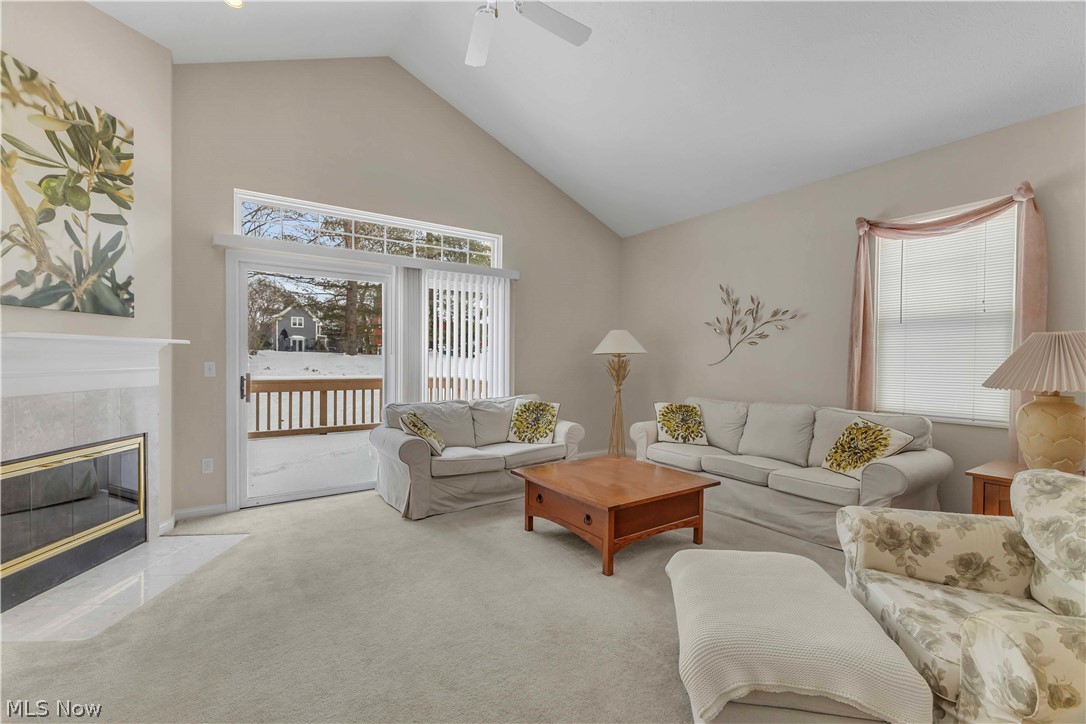 Vintage Glen Condo - Residential