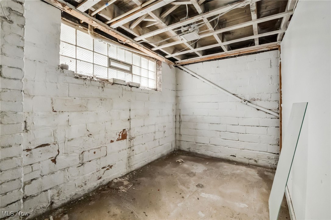 Cleveland Heights, Ohio 44112, United States, 4 Bedrooms Bedrooms, ,1 BathroomBathrooms,Residential,Active,150822