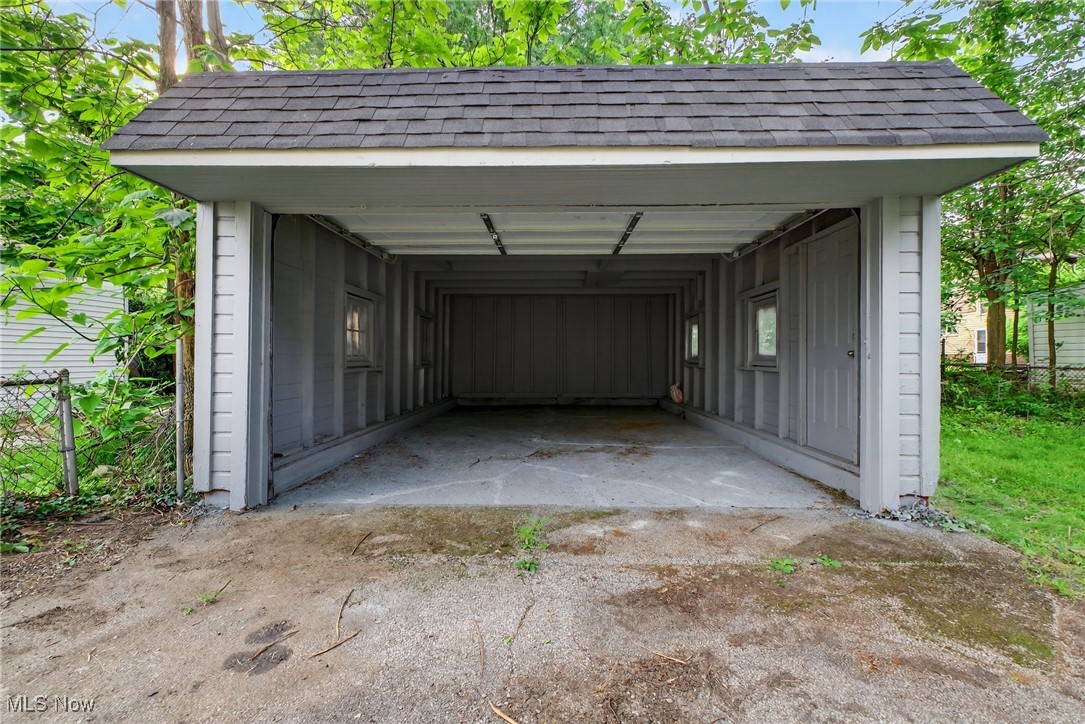 Cleveland Heights, Ohio 44112, United States, 4 Bedrooms Bedrooms, ,1 BathroomBathrooms,Residential,Active,150822