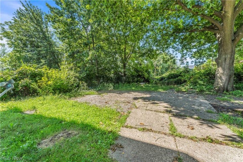 Tiny photo for 94 Broad Street #1, Akron, OH 44305 (MLS # 5240338)