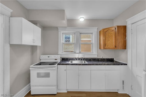 Tiny photo for 94 Broad Street #1, Akron, OH 44305 (MLS # 5240338)