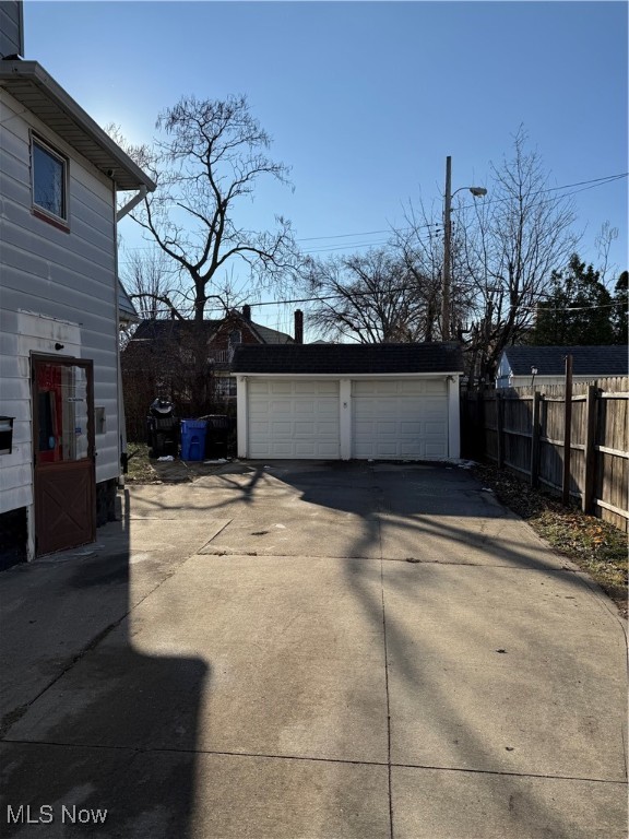 18606 Cherokee Avenue