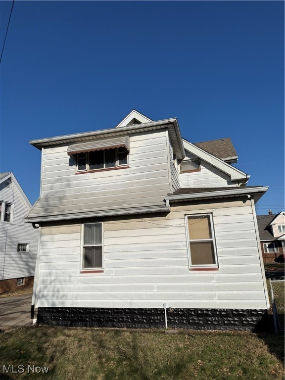 18606 Cherokee Avenue