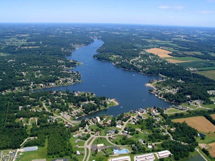 Valleyridge Drive, Howard, Ohio image 3