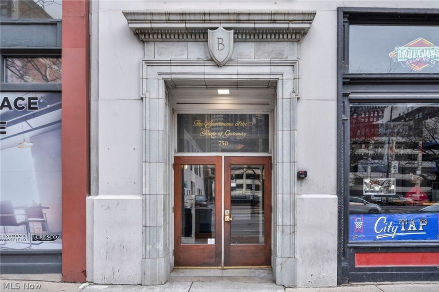 Experience downtown Cleveland living at its finest in this fully furnished and fully updated 1-bed, 1-bath condo. Fully furnished, it offers a cozy living room, well-equipped kitchen, tranquil bedroom, and modern bathroom. Live in the heart of the city, close to vibrant restaurants, trendy shops, and exciting entertainment venues. Enjoy easy access to Cleveland's attractions, from museums to parks. Don't miss this incredible opportunity to live in a stylish, convenient, and vibrant downtown condo.