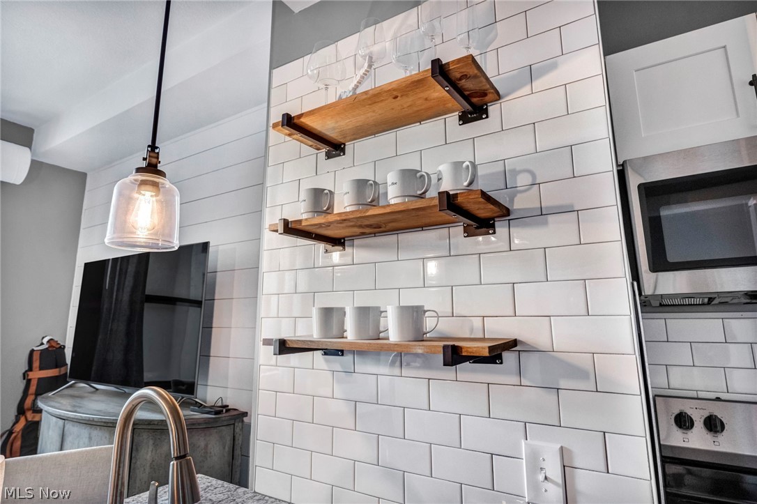 Pointe/Gateway Condo - Residential