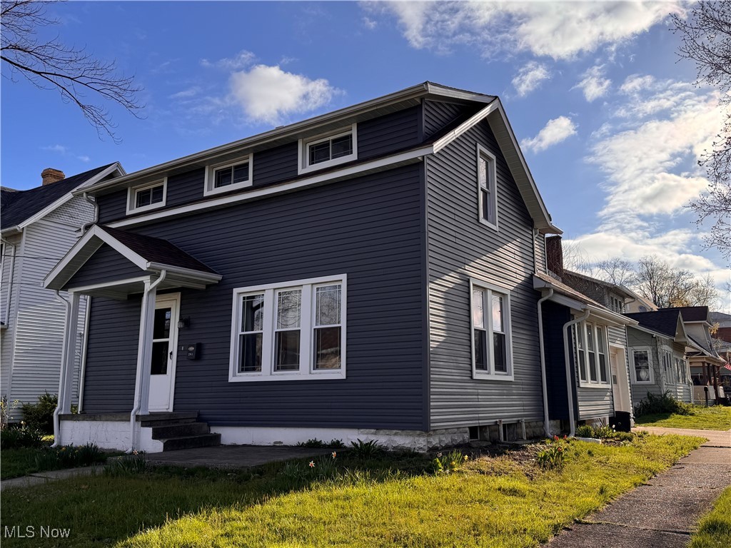 204 N Spring Street, Loudonville, Ohio image 2
