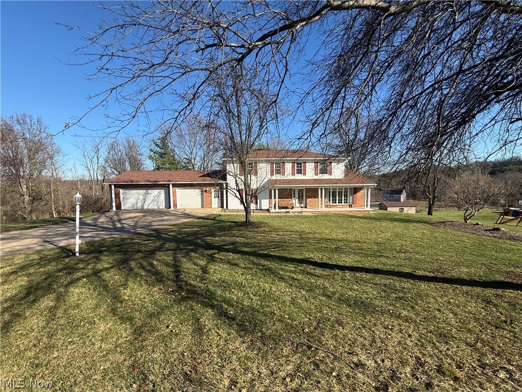 Photo of 220 Barrington Ridge, New Concord, OH 43762 (MLS # 5193075)
