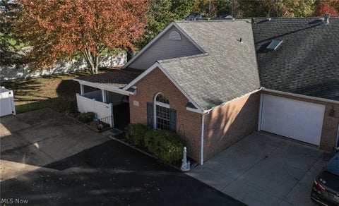 Photo of 1526 Rhine River Road NW, Uniontown, OH 44685 (MLS # 5255137)