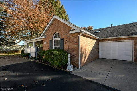 Tiny photo for 1526 Rhine River Road NW, Uniontown, OH 44685 (MLS # 5255137)