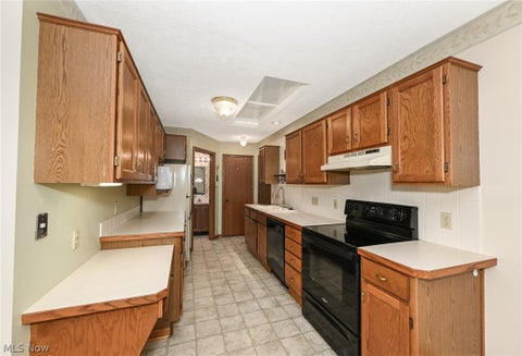 Tiny photo for 1526 Rhine River Road NW, Uniontown, OH 44685 (MLS # 5255137)