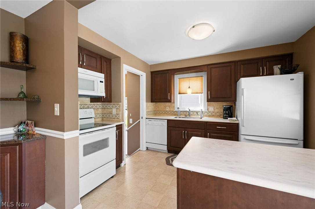 Mayridge Homes Inc 02 - Residential