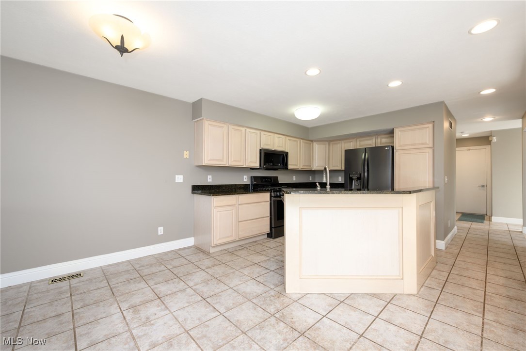 Waterford Pointe Condo - Residential