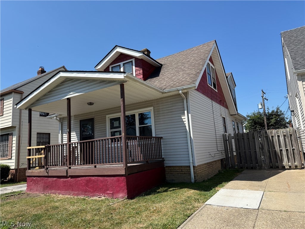 4752 E 88th