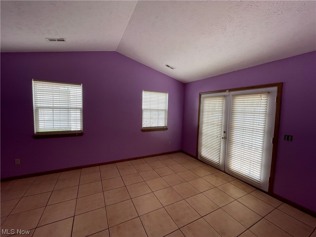 North Crk Villas - Residential