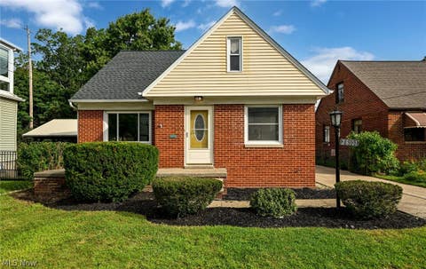 Tiny photo for 28101 Lake Shore Boulevard, Euclid, OH 44132 (MLS # 5239106)