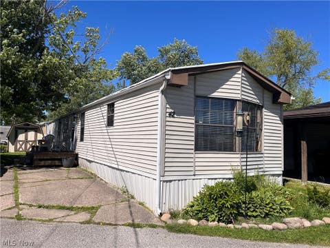 Homes For Sale - 12860 Mayfield Road #42<br/> Geauga County, Chardon, OH 44024