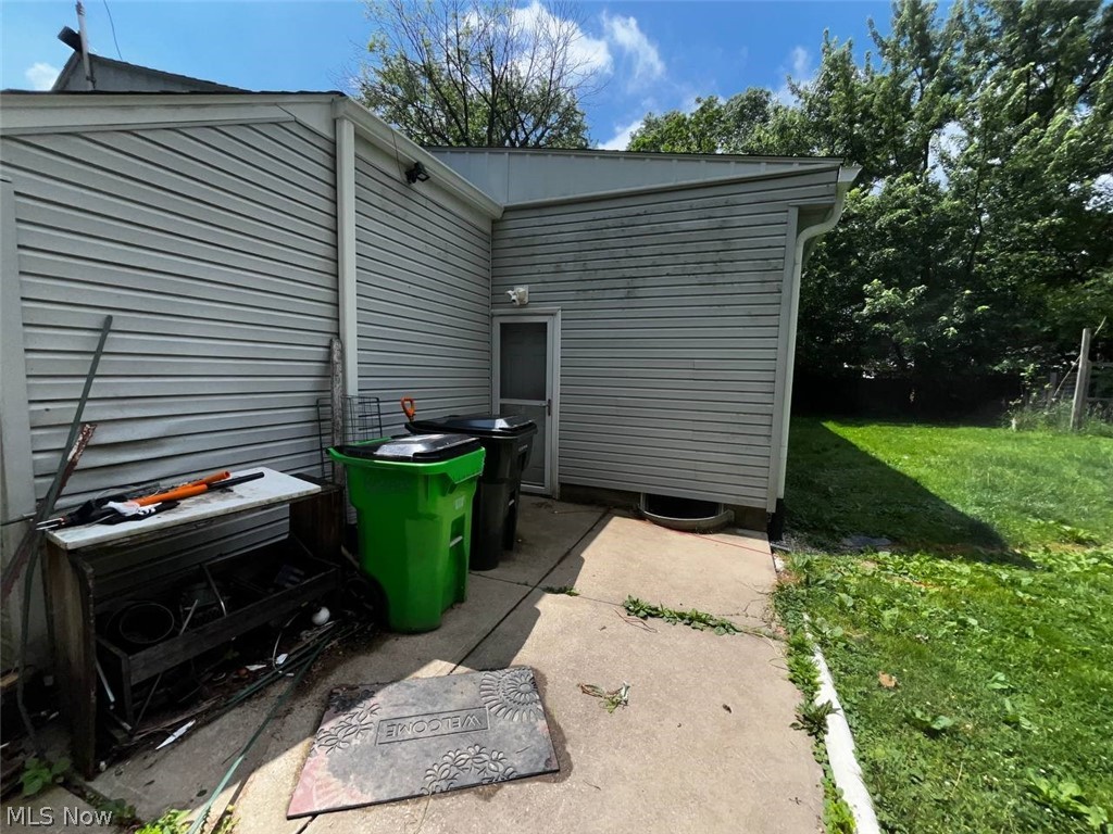 3930 Stow Road