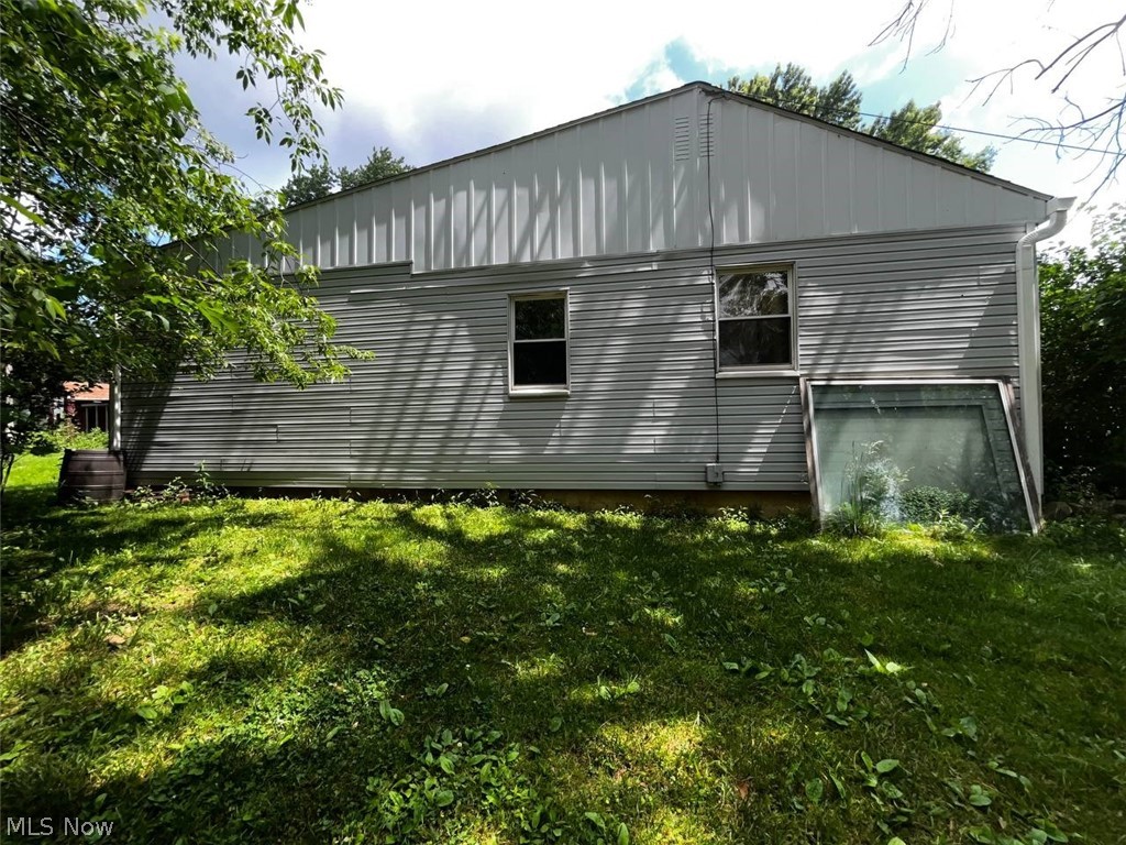 3930 Stow Road