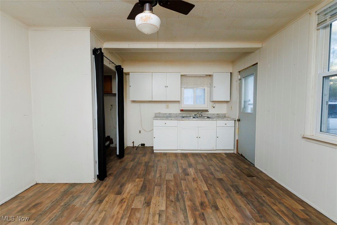 Dennison, Ohio 44683, United States, 4 Bedrooms Bedrooms, ,2 BathroomsBathrooms,Residential,Active,202722