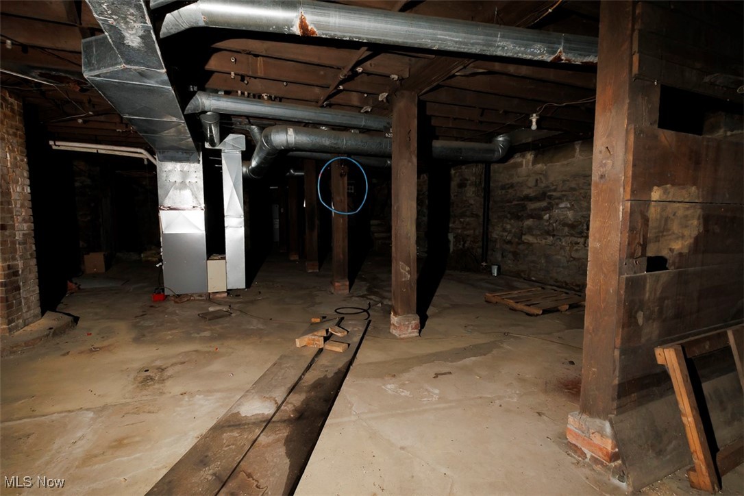 Dennison, Ohio 44683, United States, 4 Bedrooms Bedrooms, ,2 BathroomsBathrooms,Residential,Active,202722