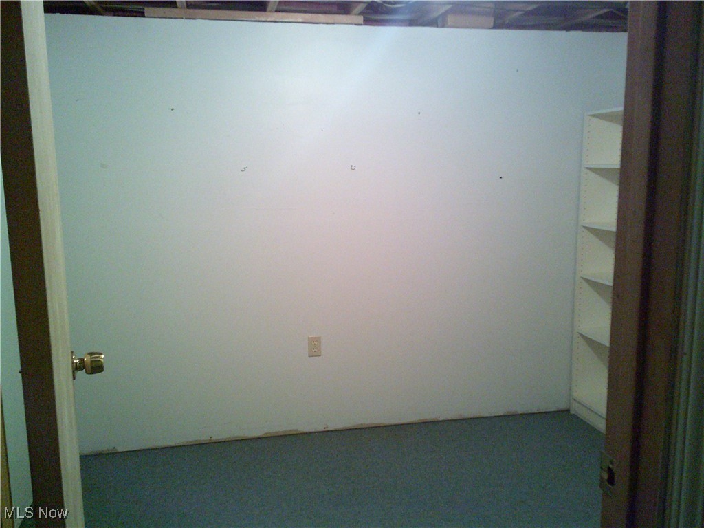 7251 Hidden Glen Drive, Amherst, Ohio image 11