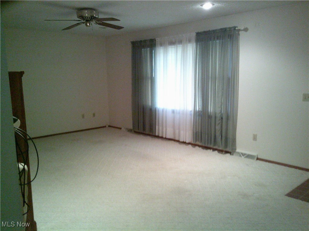 7251 Hidden Glen Drive, Amherst, Ohio image 7