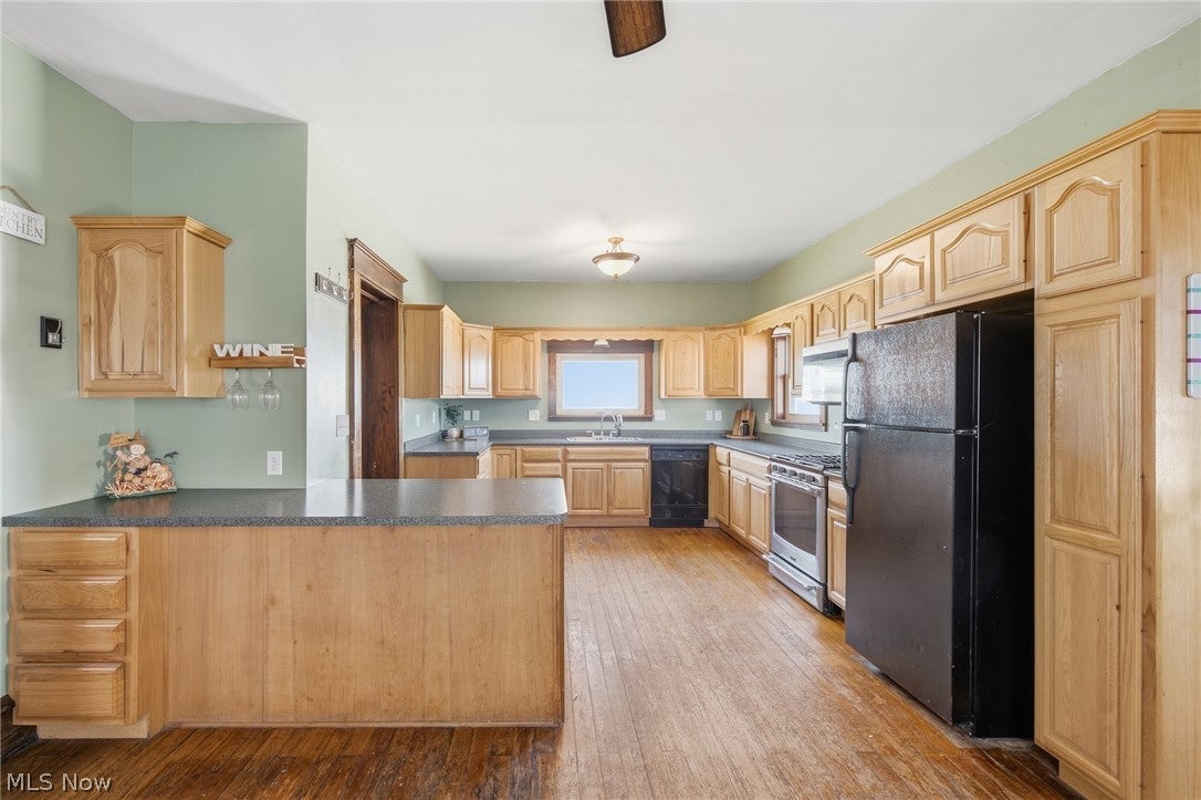 116 W 2nd Street