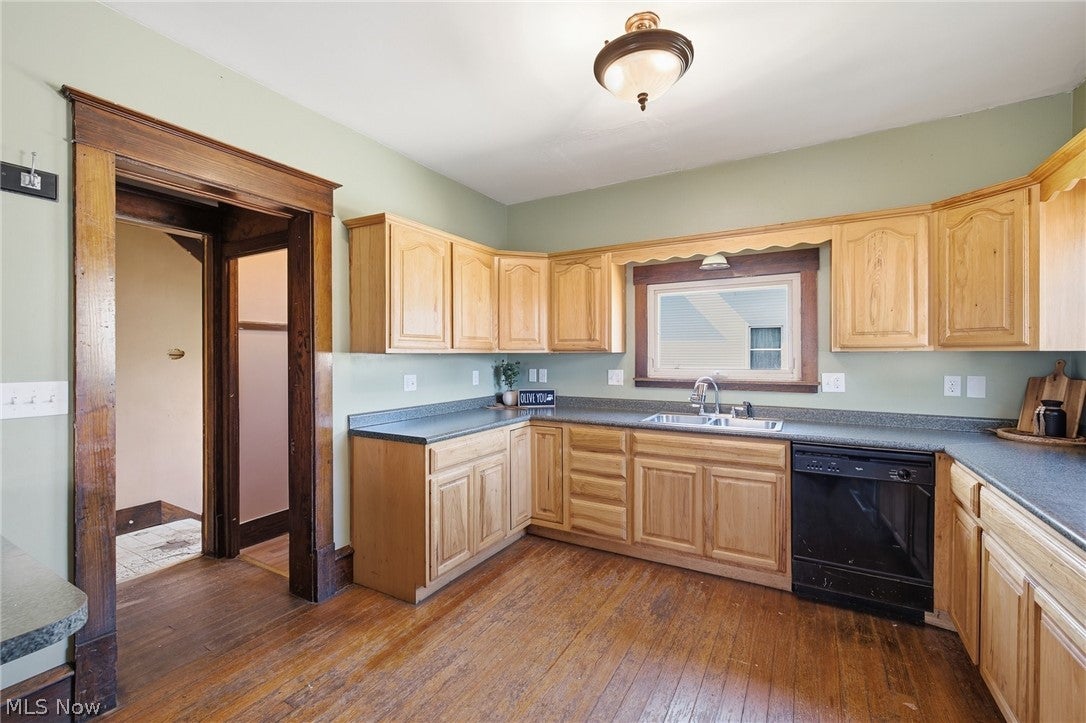 116 W 2nd Street