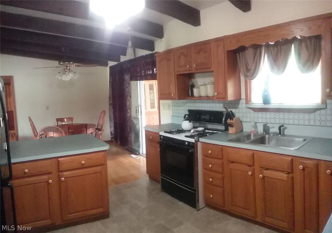 Jotom Bldg Co - Residential