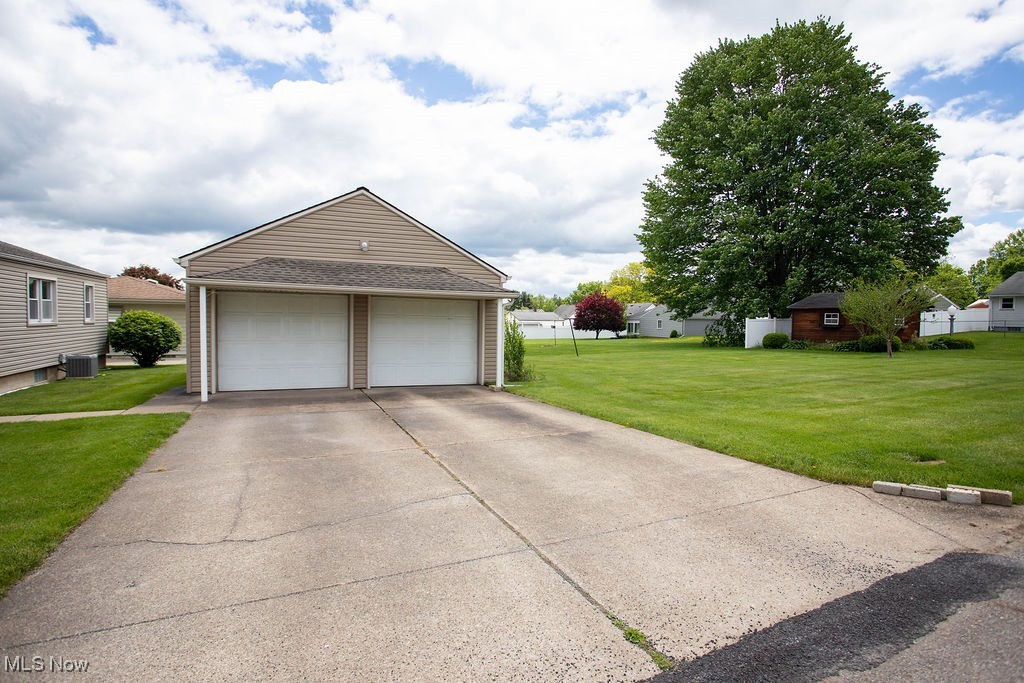 430 W Harvey Street, Struthers, Ohio image 7